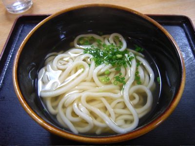 丸山製麺：かけうどん
