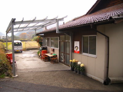 三島製麺所：小西真奈美ちゃんがうどんを食べていた所