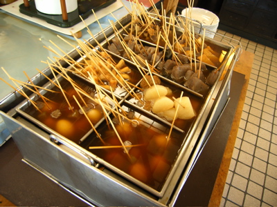 灸まんうどん：おでん