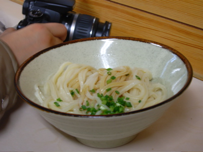 松家製麺所:醤油うどん(細いん大)